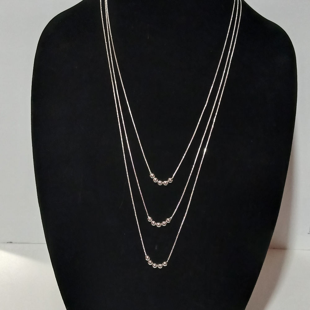 Monet Vintage Elegant Silver Tone Necklace with Beaded Accents